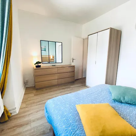 Centre Proximite Bus Et Tramway Apartment